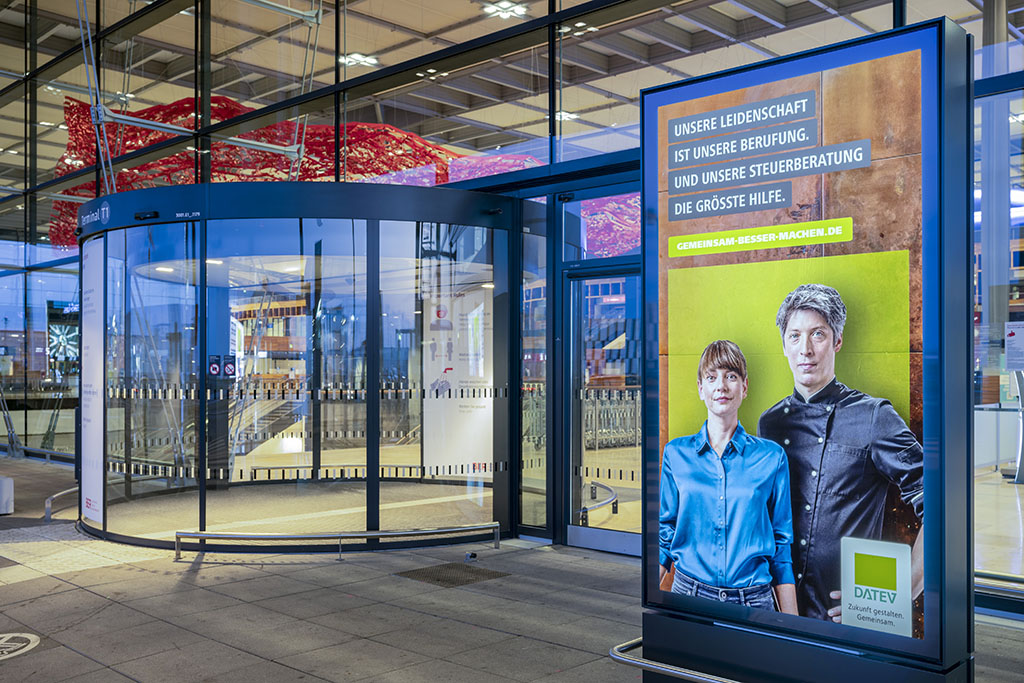 Digitale City Light Poster BER T1 & T2