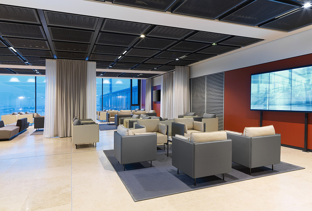 Digitale Screens und Promotion Point Lounge Tempelhof