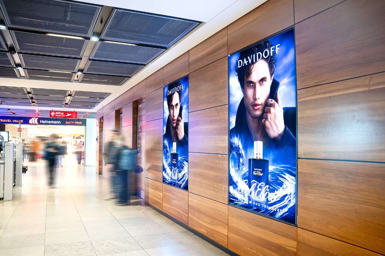 Poster Gallery Duty free BER