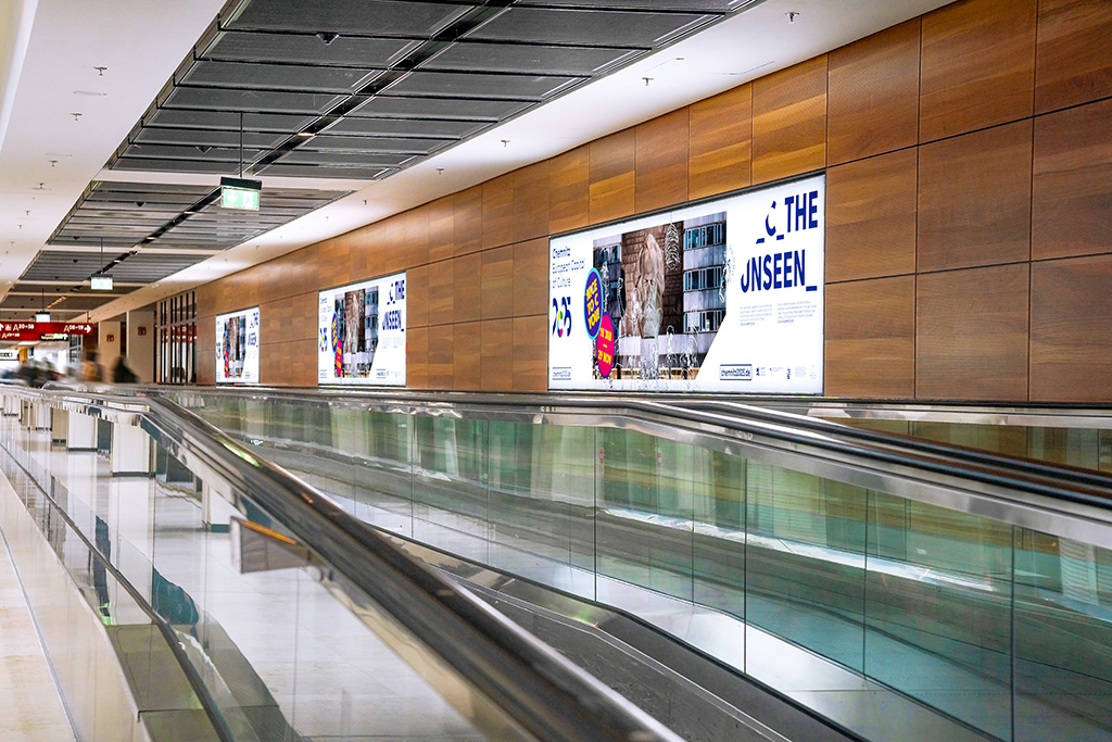 Poster Gallery moving walkway Schengen