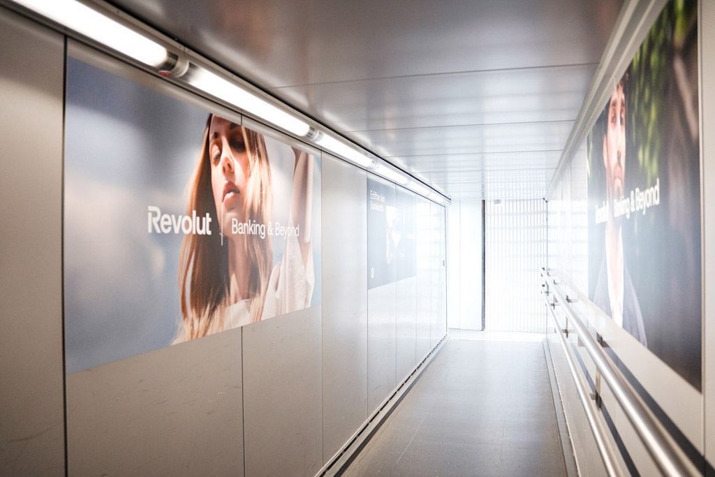 Branding passenger boarding bridges inside, BER