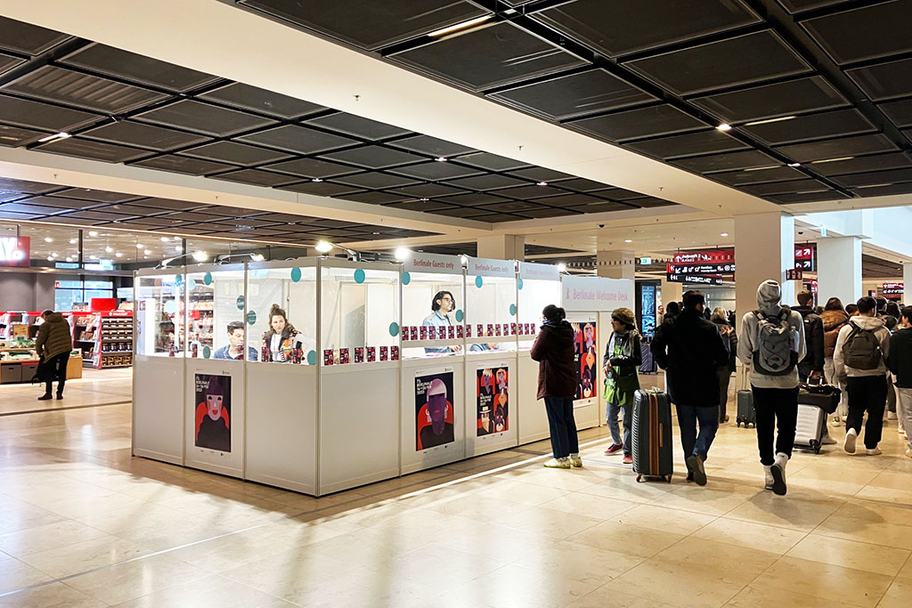 Welcome Desk