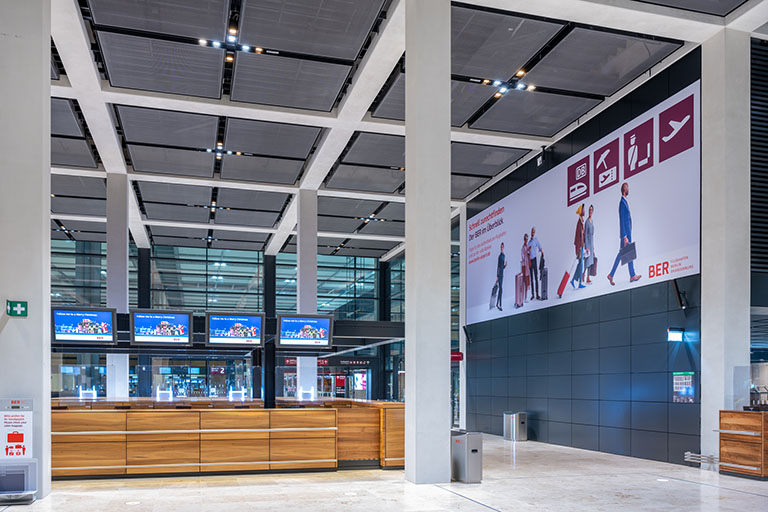 Landscape Check-in Pavilon