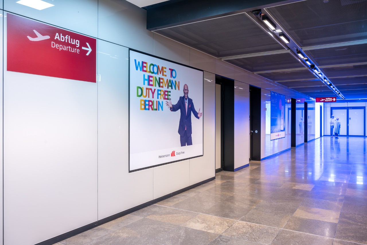 Landscape S walkway Duty Free