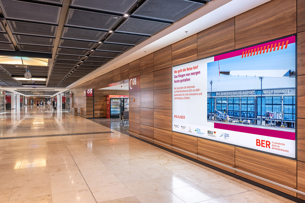 Landscape S and M Main pier non-Schengen