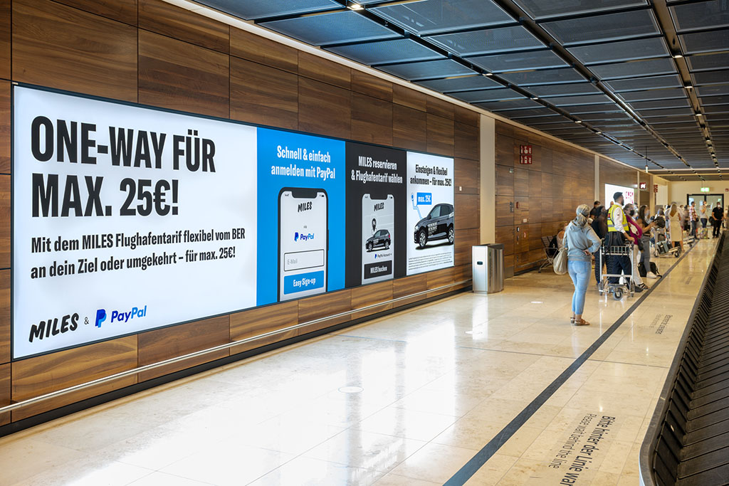 Landscape XL baggage claim area